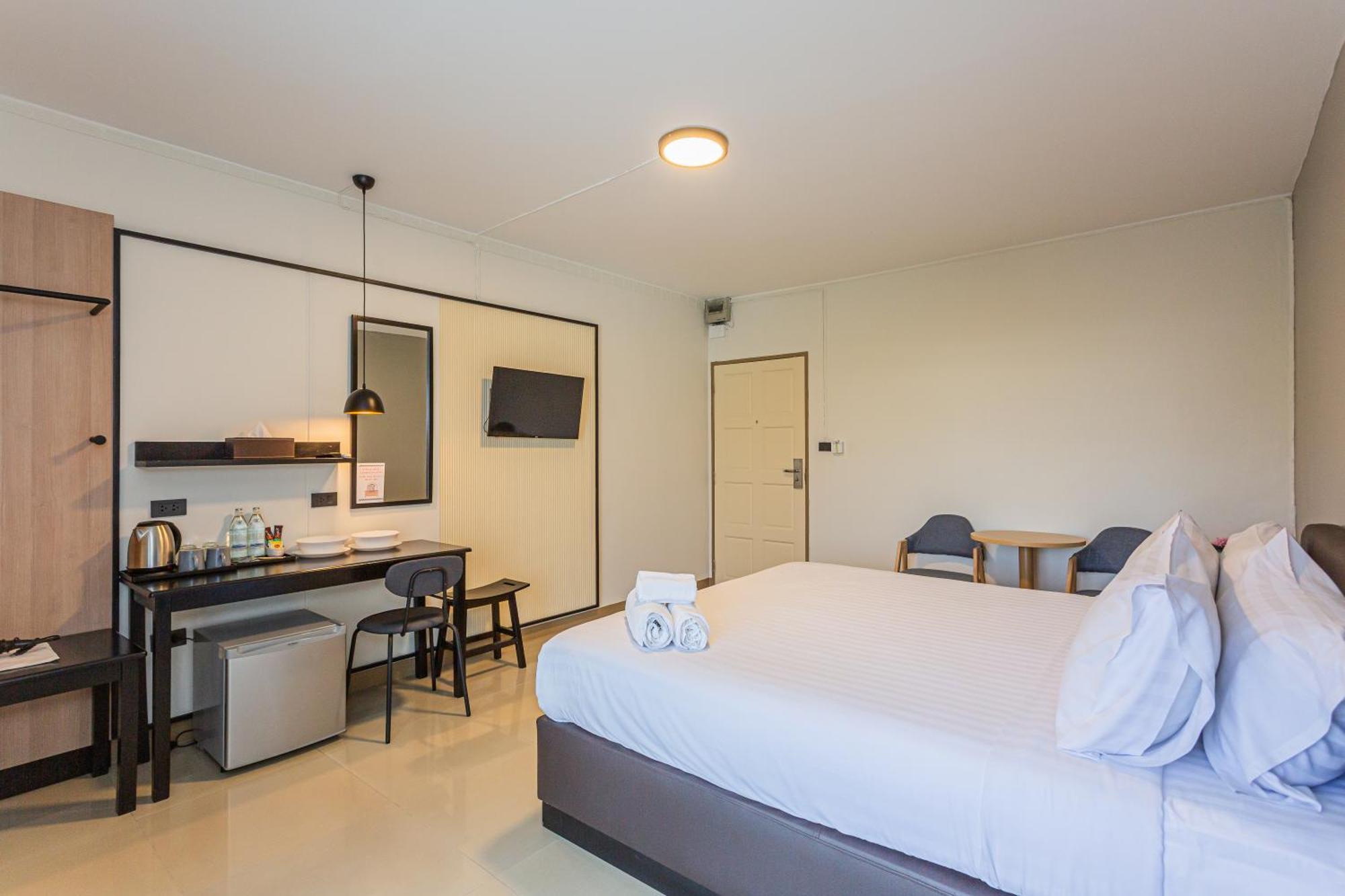 Ck2 Hotel Bangkok Esterno foto