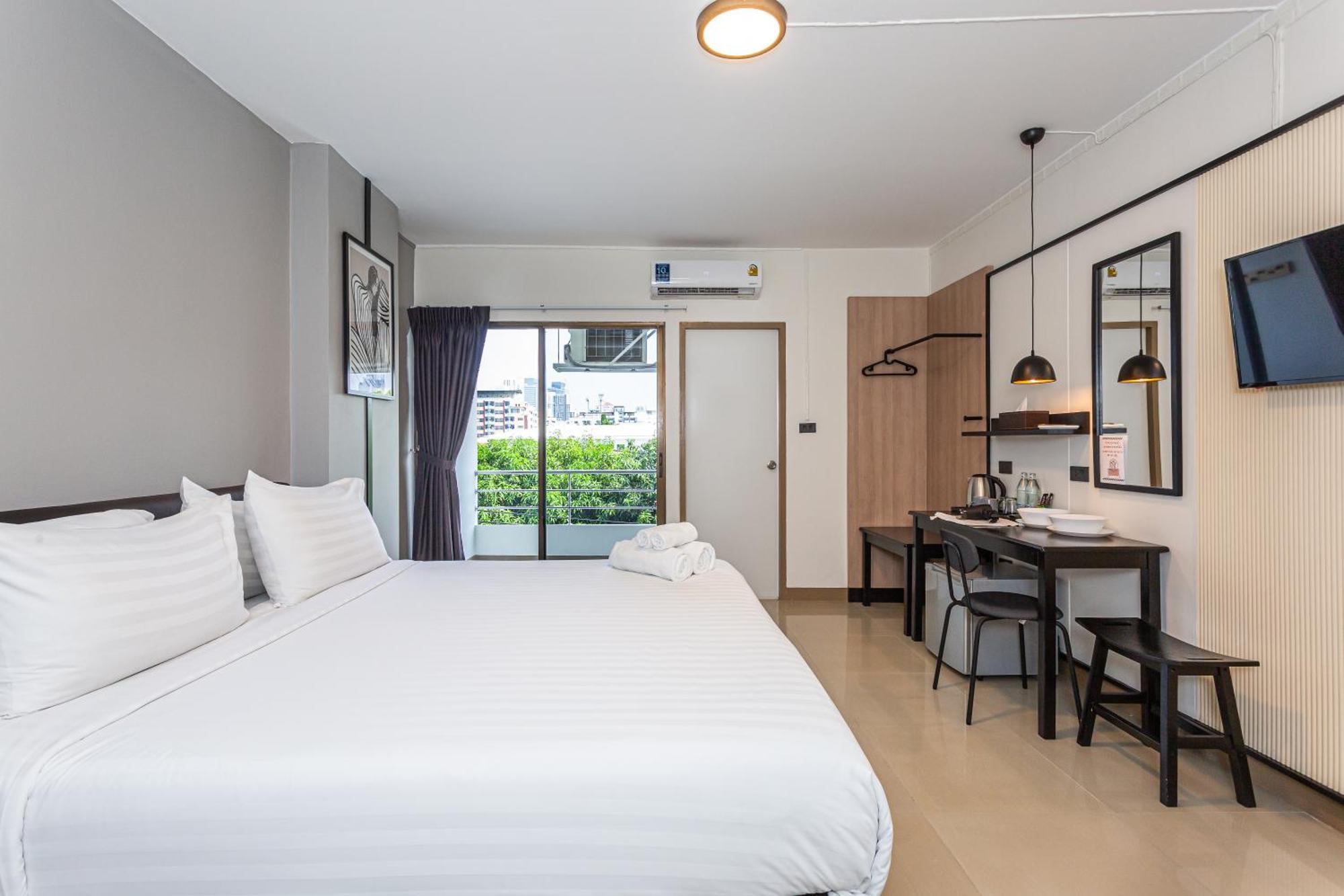 Ck2 Hotel Bangkok Esterno foto