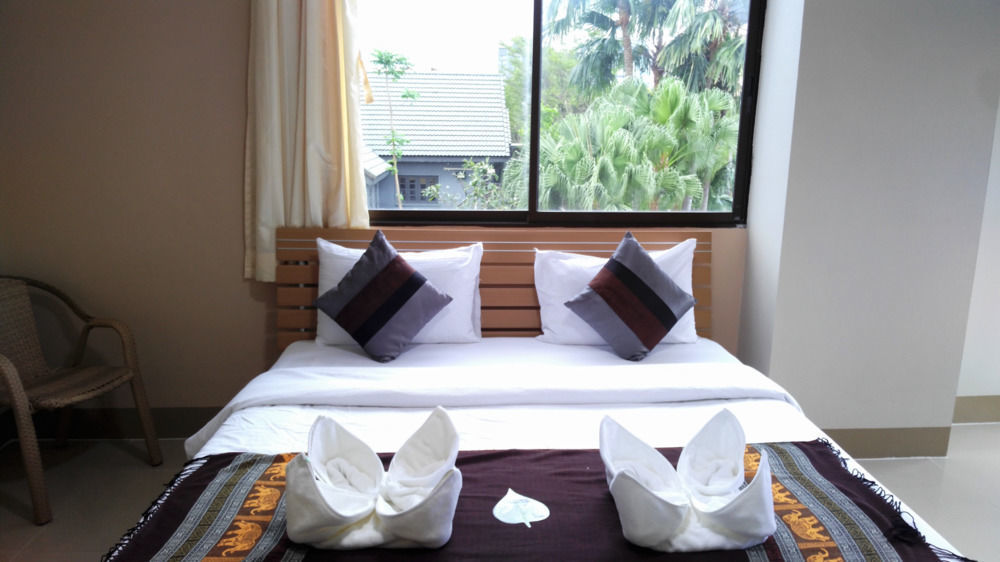 Ck2 Hotel Bangkok Esterno foto